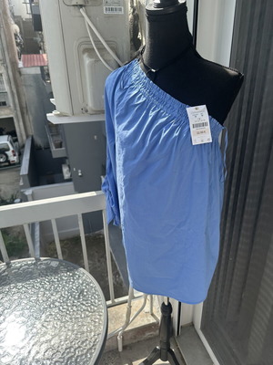 Oysho blouse new, size M, blue