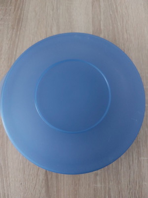 Tupperware δοχείο 1 λίτρο μεταχειρισμένο, αεροστεγές, διάμετρος 25 cm
