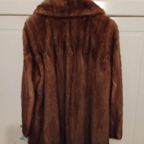 Genuine Kastoria fur coat, brown, size large, vintage