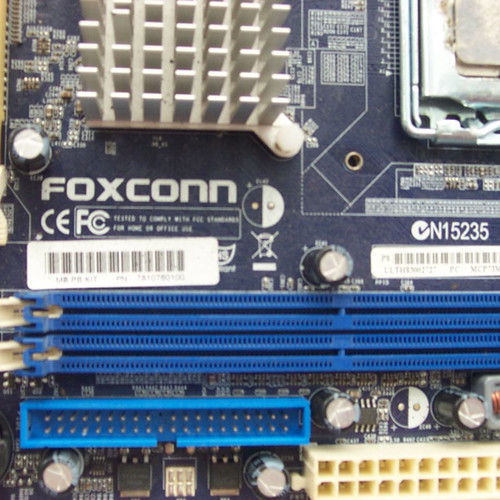 Packard Bell iMedia mainboard used with CPU damage for spare parts
