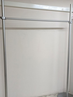 Adjustable Hanging Rails with Knots like new