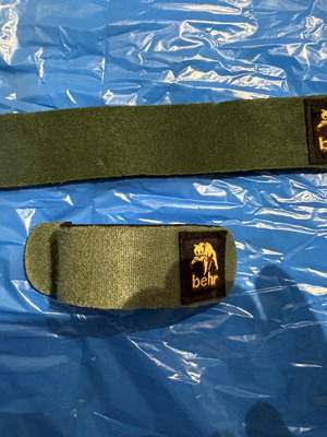 Behr Velcro Fishing Rod Straps set of 2 like new