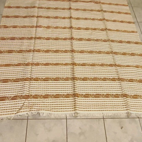 Caramel wool throw like new with beautiful pattern