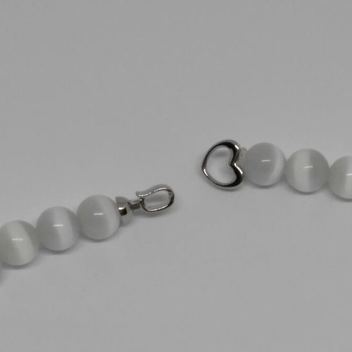 Handmade necklace with white quartz beads, length 46 cm