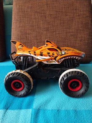 Hot Wheels large toy car used