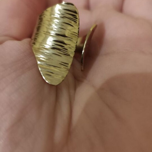 Impressive embossed ring new, gold color stainless steel