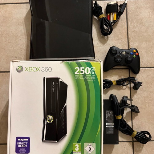 Xbox 360 S Console 250GB Boxed - € 79,99 - Vendora.cy