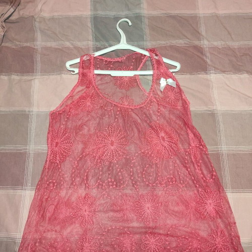 Fuchsia lace blouse like new, transparent