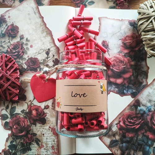 Love jar with 100 red scrolls new