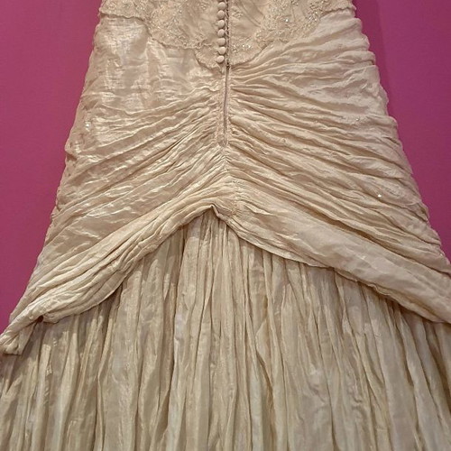 Vintage wedding dress new, ivory, imported from London, size M