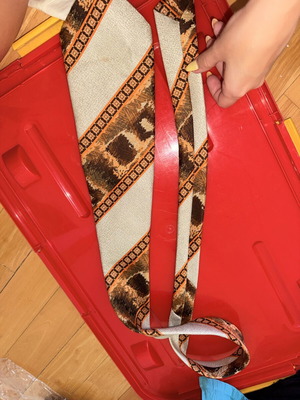 Tie like new, brown