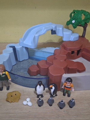 Playmobil Superset Penguins Habitat 4013 used