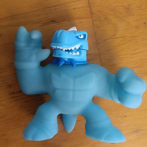 Goo Jit Zu figures set of 8, 12cm, like new
