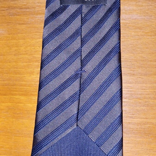 Manetti silk tie 100% like new, blue