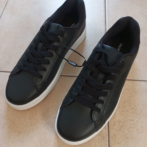 Pull n Bear shoes new, size 45, black