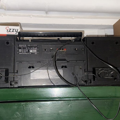 SANYO Vintage Boombox used, portable dual cassette player with FM/MW/LW radio