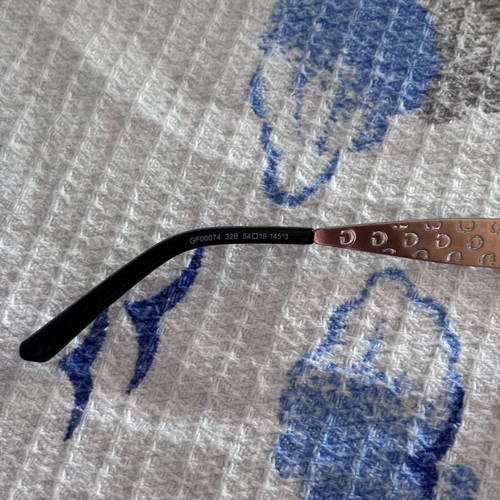 Guess sunglasses, black and silver