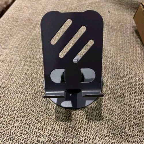 Iron mobile phone stand like new