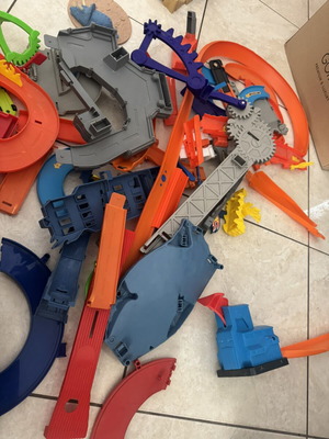 Hot Wheels tracks used, pack