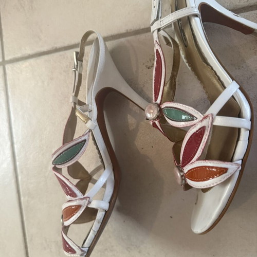 Debora Almeida white summer sandals size 39 used