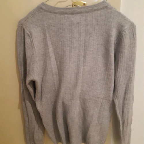 Knitted sweater with pearl buttons like new, gray
