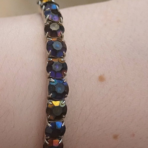 Elastic bracelets with stones used, set