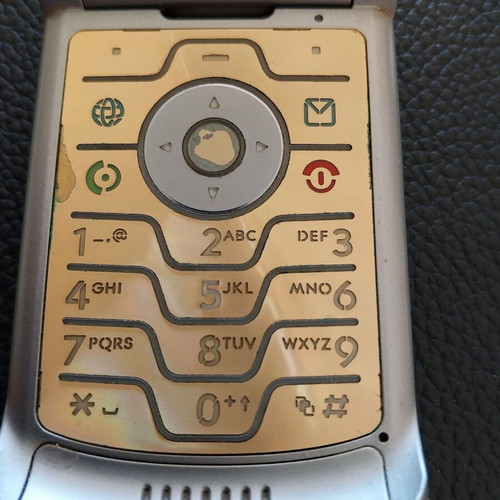Motorola Motorazr V3i Dolce & Gabbana used, gold