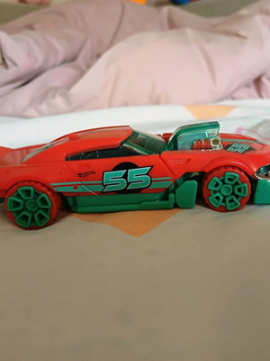 Kinder Maxi Hot Wheels αυτοκίνητο καινούργιο