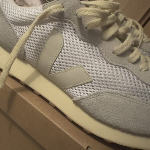 Veja Rio Branco sneakers like new, size 43, white and blue