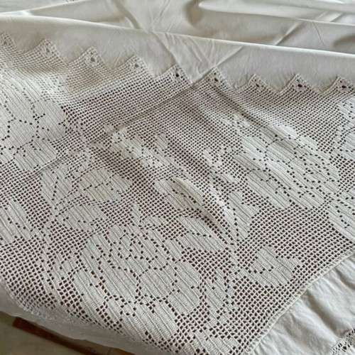 Linen tablecloth handmade with lace and openwork like new