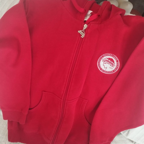 Olympiacos original kids hoodie 12 years with free T-shirt