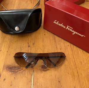 Γυαλιά ηλίου γυναικεία Salvatore Ferragamo