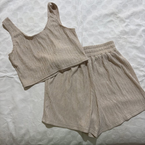 Beige elastic top with straps and high-waisted shorts set like new, size S