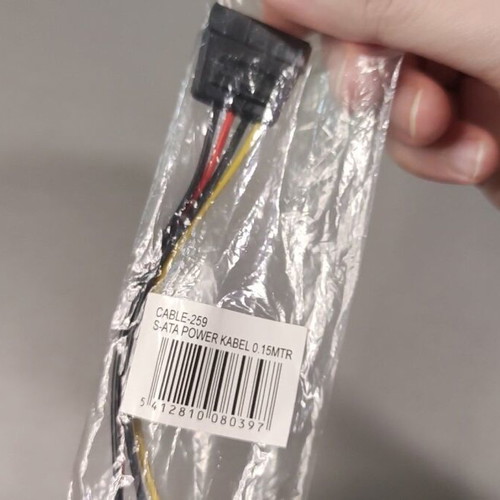 Molex to SATA Cable 10.5 cm New