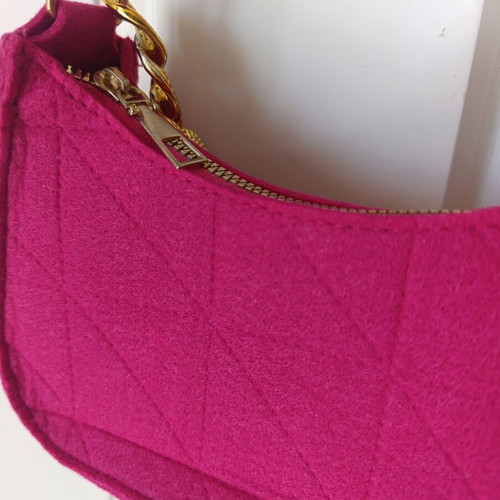 Shoulder bag fuchsia like new