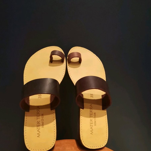 Handmade leather unisex children's sandals like new, size 35