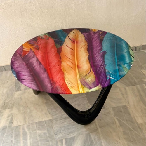 Modern glass coffee table with feather design 90x90 cm