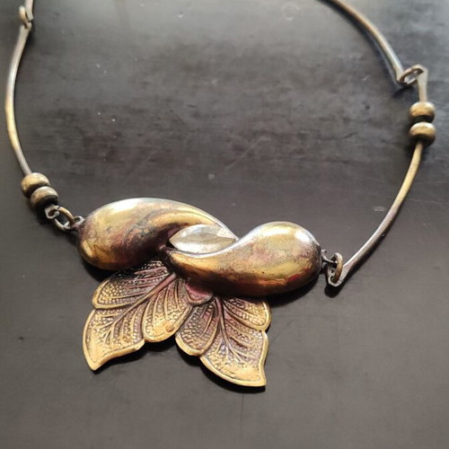 Handmade bronze necklace like new