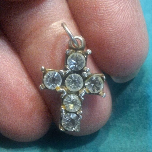 Silver cross 925 with white stones like new