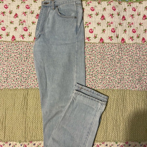 Red Rock women's jeans like new, size 30, blue