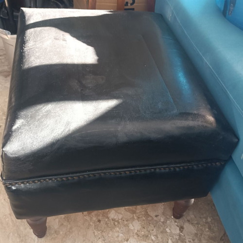 Black stool like new
