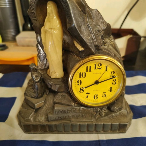 Vintage religious bronze clock 1950-1970 like new