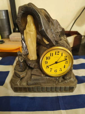 Vintage religious bronze clock 1950-1970 like new