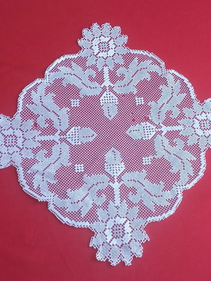 Filet lace handmade vintage 1950 doily from Tinos