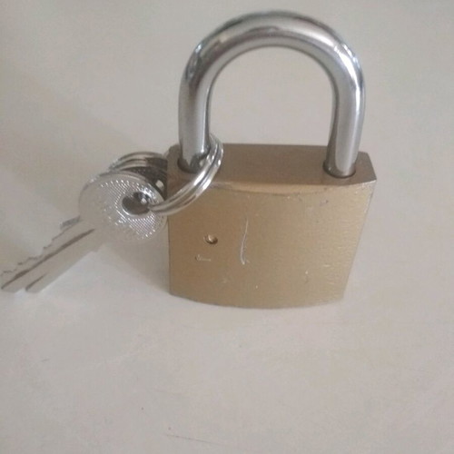 Hardened padlocks with 3 keys, pack of 10, new