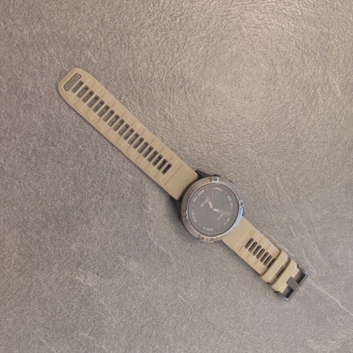 Fenix 6X smartwatch used, charging issue, good condition