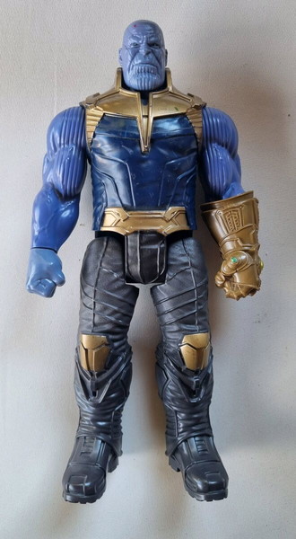 Thanos 12' φιγουρα γνησια marvel απο Hasbro
