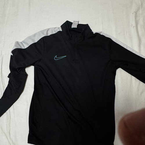 Nike fleece sweatshirt, black, size M