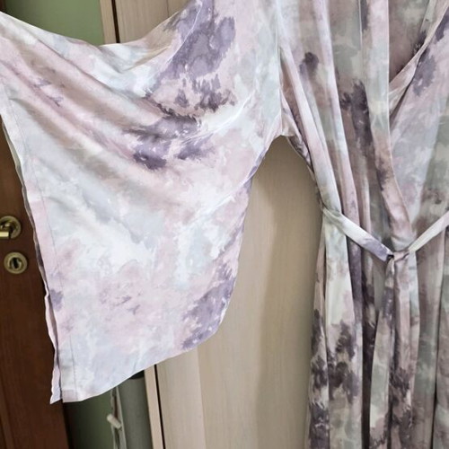 Love to lounge kimono new, size medium, colorful