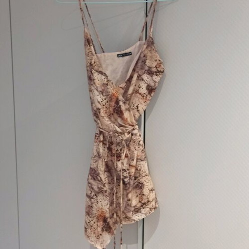 wearing a backless dress with a bra Elegant chocolate brown maxi dress Zara  Yourse Vintage